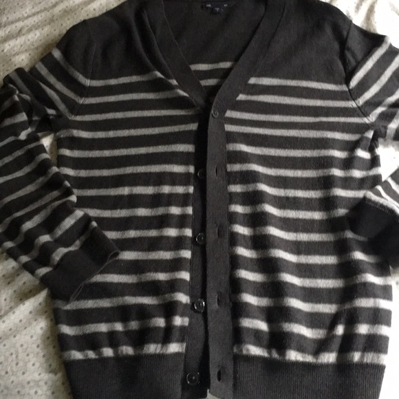 Sweater - Picture 1 of 3